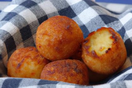 Puffy Perfection: The Art and Science of Cheese Gougères