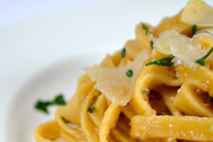 Unlocking the Secret to Creamy Garlic Parmesan Pasta Perfection
